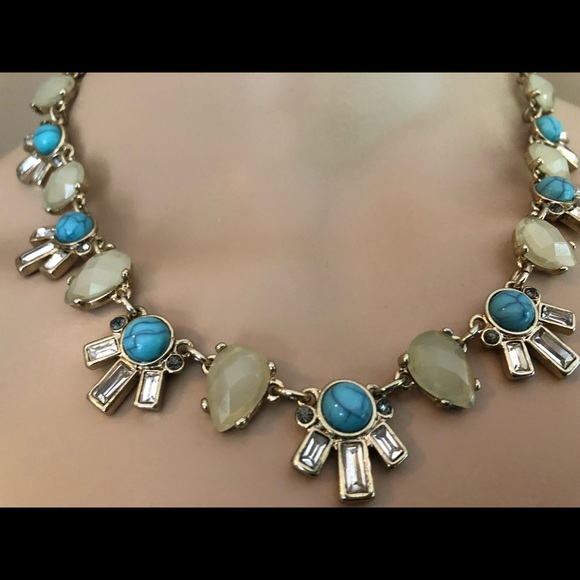 Loft aqua statement necklace - Picture 2 of 3
